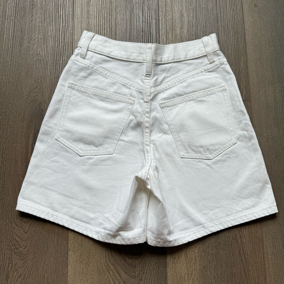 Uniqlo White Jean Shorts Size 22 - Picture 2 of 4